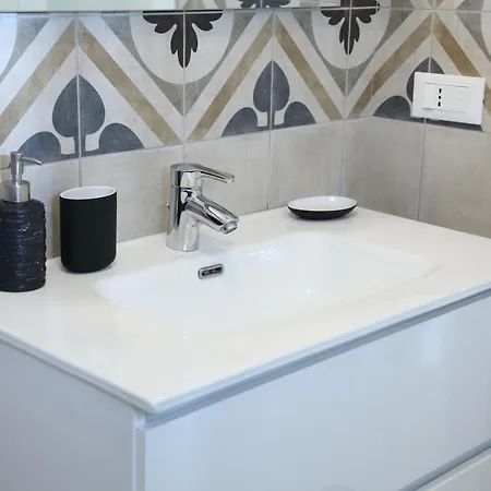 Schiaffino Al Primo Piano Apartament